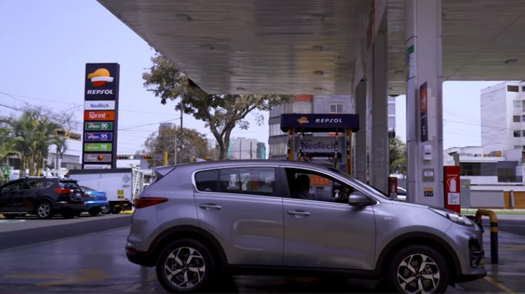 Perú. En Lima ya funciona la primera gasolinera autoservicio