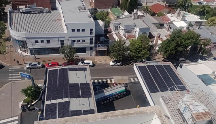 Argentina.  Energía solar en Estaciones de Servicio: Ahorro significativo en electricidad y un recurso para aumentar los ingresos