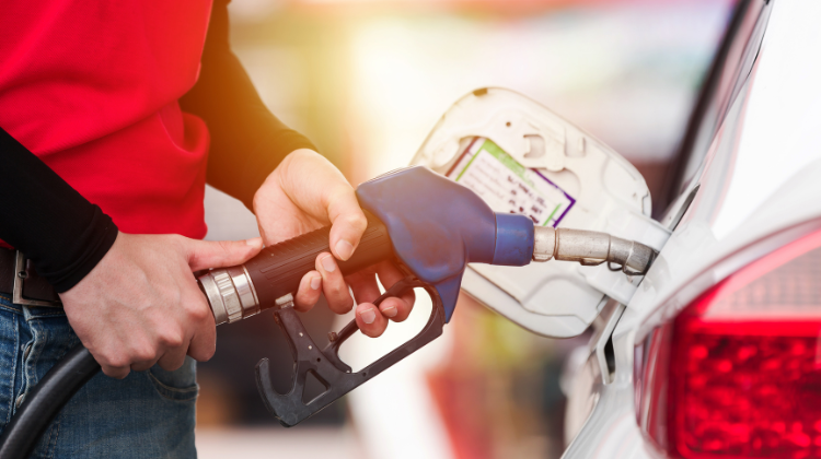 Perú.  ¿Cómo se están adaptando los empresarios gasolineros a las tecnologías más sostenibles en sus operaciones?