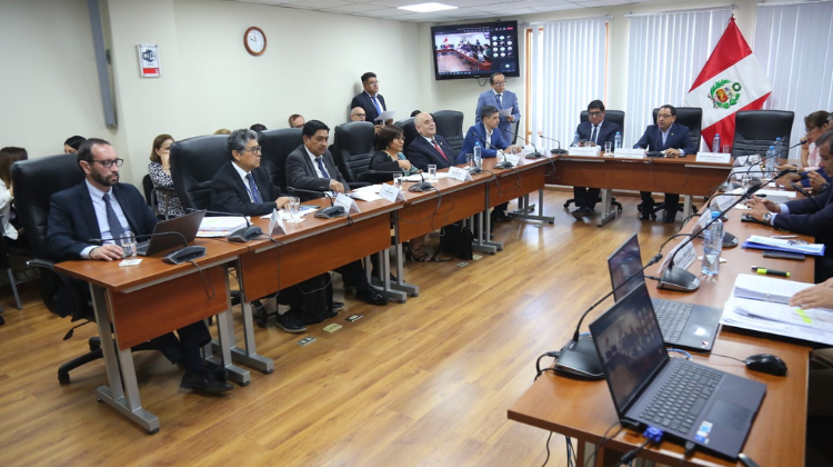 Perú.  La Comisión de Energía y Minas aprobó el dictamen de insistencia para impulsar la masificación del Gas Natural