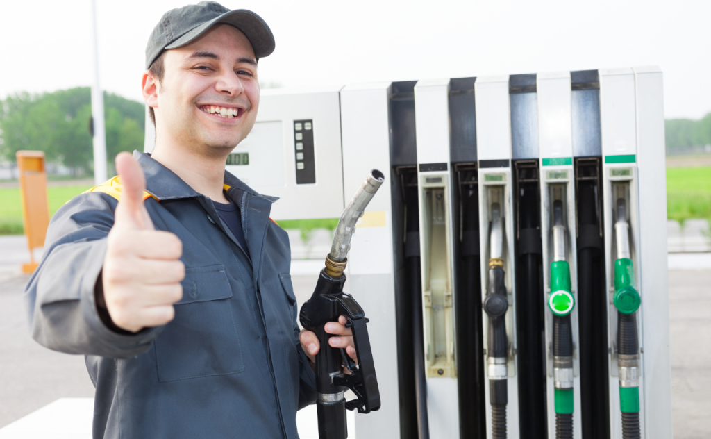 Las habilidades blandas son cruciales para los trabajadores de Estaciones de Servicio. El sector busca perfiles versátiles que mejoren la experiencia del cliente