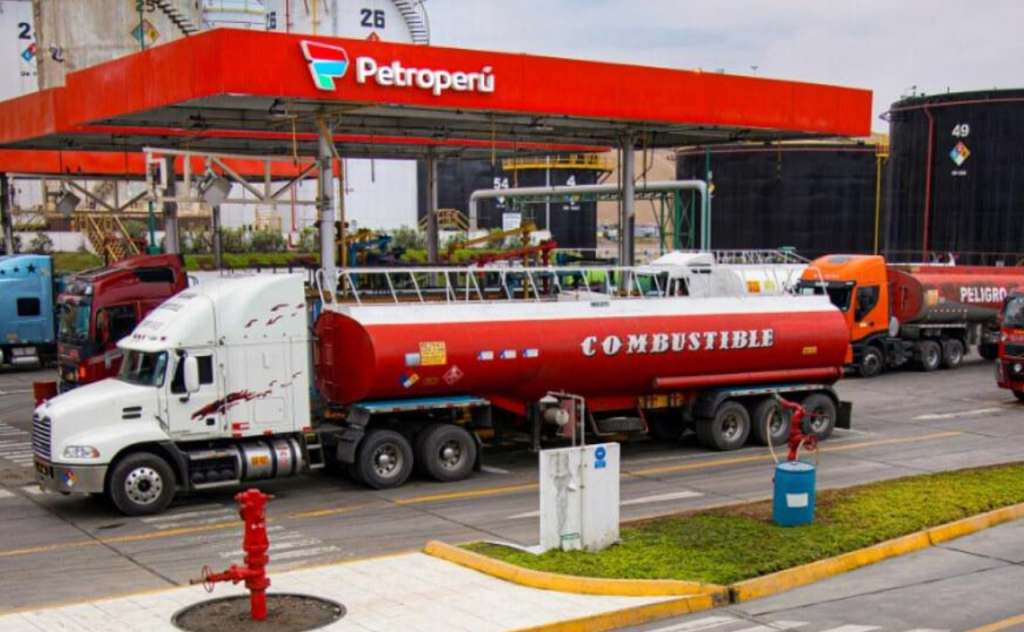Abastecimiento de combustibles en Perú