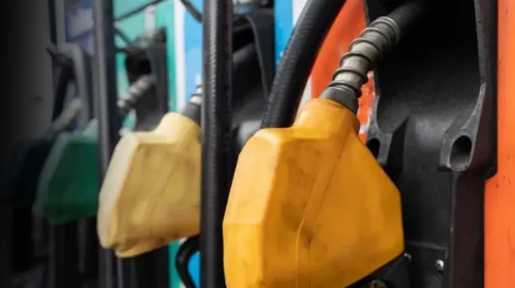 Cinco propuestas para enfrentar el desabastecimiento de combustibles por bloqueos