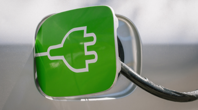 Colombia.  Estaciones de Servicio: ¿Cómo hacer rentable la carga rápida de autos eléctricos?