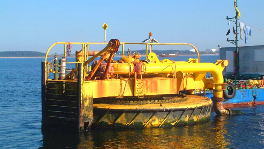 Uruguay.  Reparaciones en la boya petrolera: ANCAP incorporará técnicos extranjeros para garantizar plena operativa