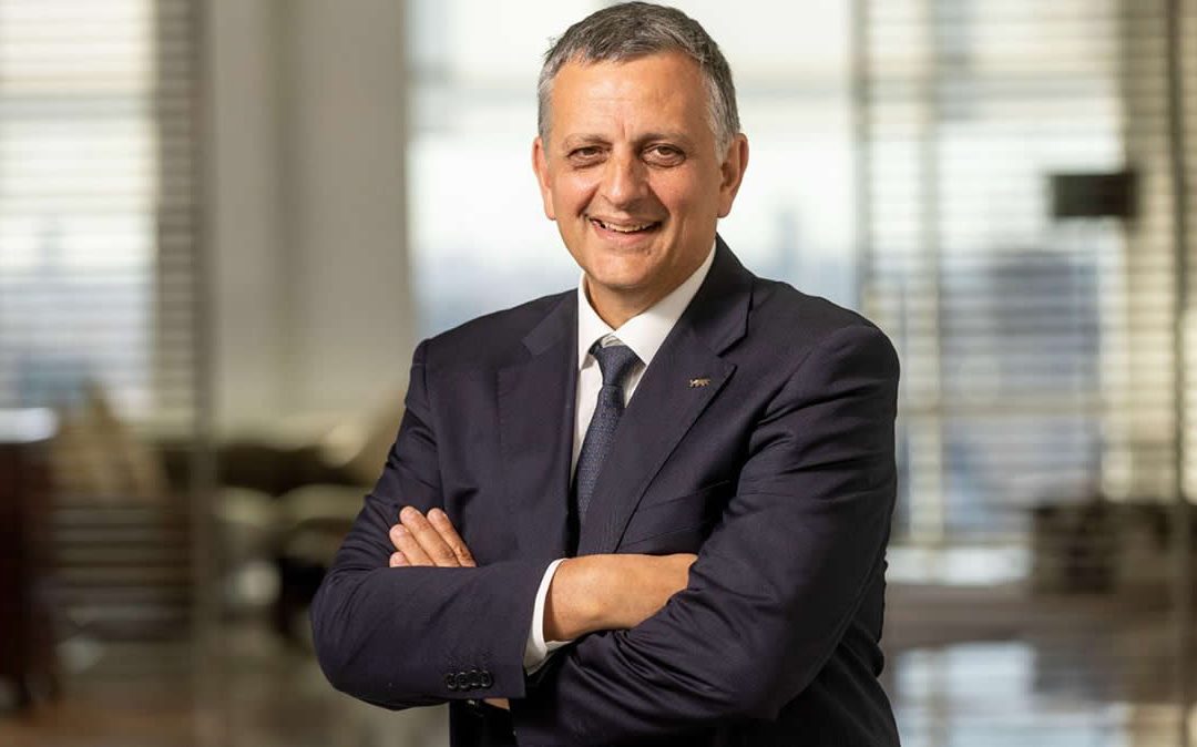 Argentina.  YPF bajará el precio de la nafta de manera gradual en todo el país