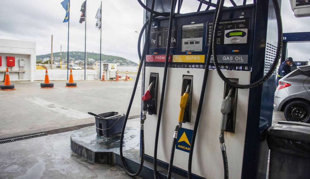 Reforma mercado combustibles Uruguay