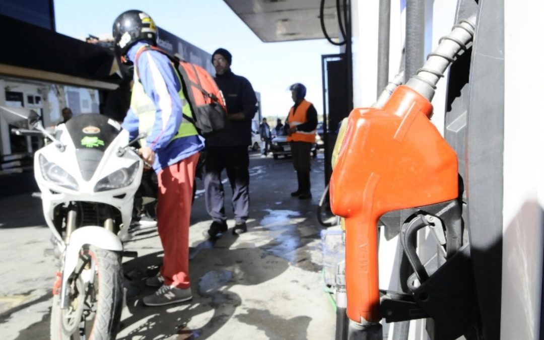 Uruguay.  El IMESI vuelve al 32 por ciento para frenar el desvío de consumo hacia Argentina