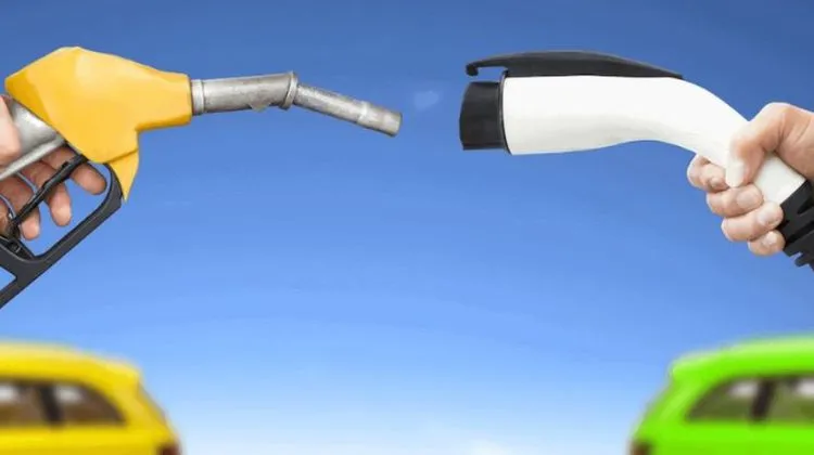 Uruguay.  La recarga domiciliaria de autos eléctricos suma un nuevo desafío para las Estaciones de Servicio