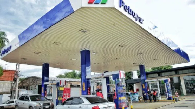 Paraguay.  Petropar subió sus precios pero continúan las diferencias con emblemas privados en un mercado bajo presión internacional