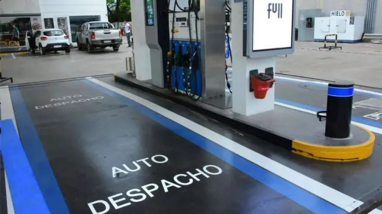 Argentina.  ¿Se derrumba un mito?: Afirman que las estaciones con personal logran mayor facturación que las de autodespacho