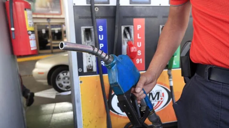 Costa Rica.  Costa Rica refuerza controles en Estaciones de Servicio e incorpora a bomberos en la fiscalización