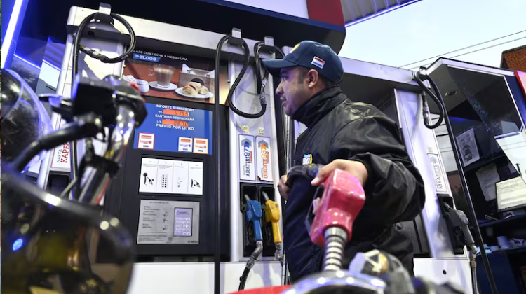 Paraguay.  Fiscalización en combustibles: hallan desvíos de calidad y volumen en estaciones de servicio