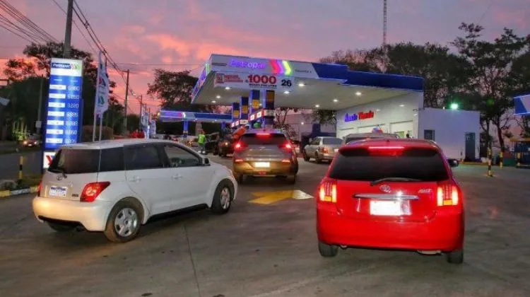 Paraguay.  Paraguay aumenta 20% sus importaciones de combustibles y profundiza su dependencia externa