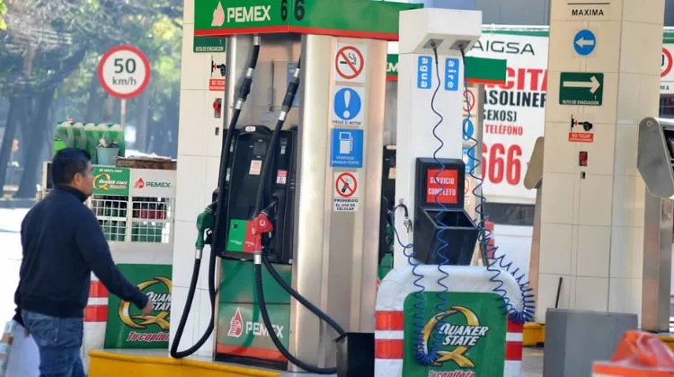 Luis Guzmán Juárez permisos de despacho de petrolíferos para autoconsumo en México
