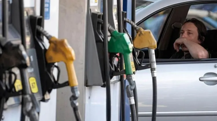 Argentina.  Empresarios de Estaciones de Servicio  advierten que la caída de las ventas ya golpea la rentabilidad y pone en riesgo las inversiones