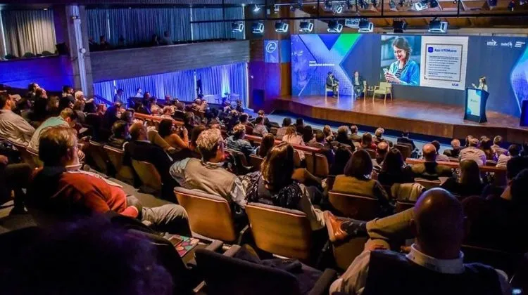 XII Congreso LATAM Renovables analiza la electromovilidad y el futuro de las estaciones en Uruguay XII Congreso LATAM Renovables analiza la electromovilidad y el futuro de las estaciones en Uruguay
