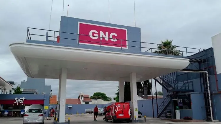 Argentina.  Impulsan una estrategia para reducir a la mitad el costo eléctrico y mejorar la competitividad de las Estaciones de Servicio con GNC