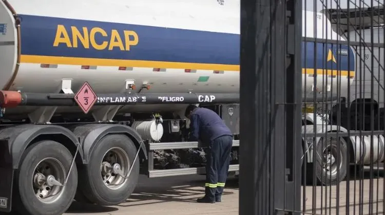 Uruguay.  FANCAP anticipa cuándo se normalizará el abastecimiento