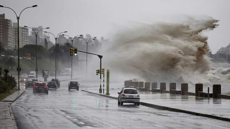 Uruguay.  ¿Qué debe revisar una estación de servicio ante un fenómeno climático extremo?