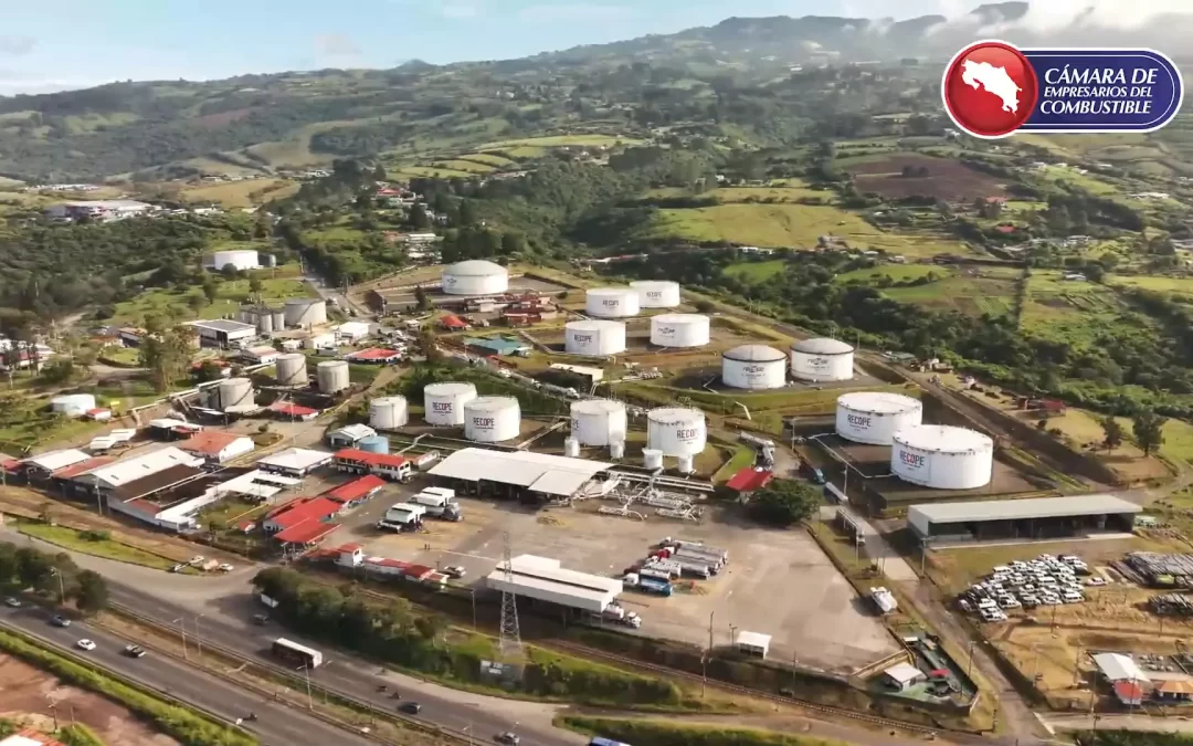 Costa Rica.  Un documental revela el detrás de escena de la red de distribución de combustibles