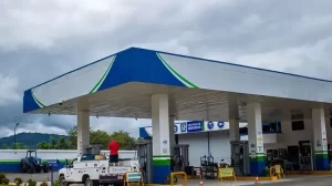 Estaciones de servicio de Costa Rica piden mantener las distancias minimas previstas por la regulacion