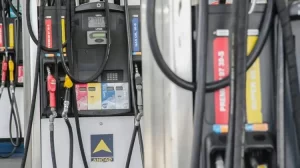 Que puede pasar con el precio de los combustibles en octubre