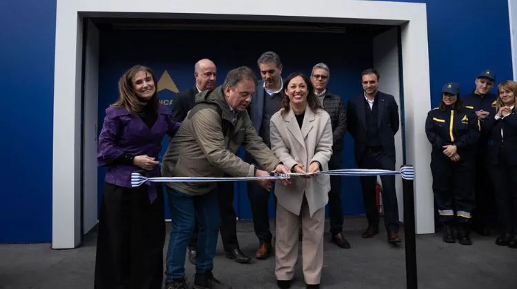 UTE proyecta 1000 puntos de carga para vehiculos electricos y abre una nueva etapa para las Estaciones de Servicio