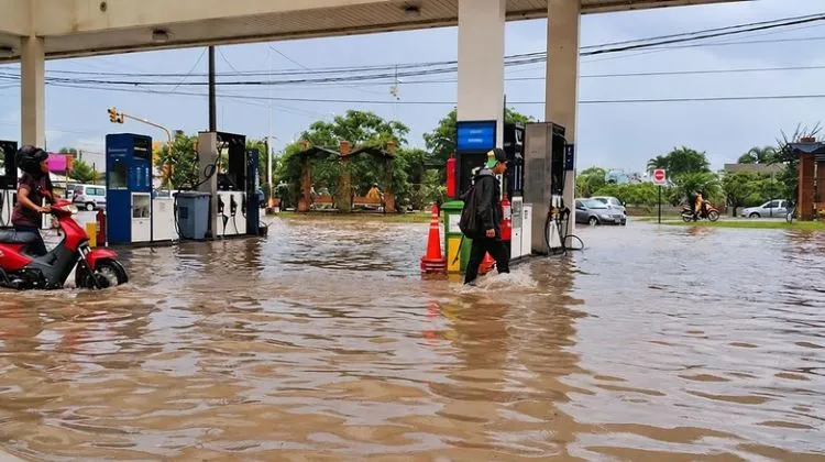 Antes de que entre agua los puntos criticos del mantenimiento de los tanques de combustibles