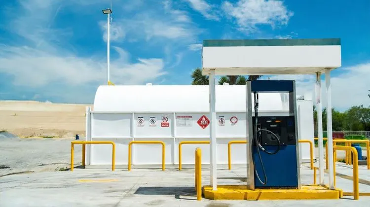Autoconsumo de combustibles en Mexico entre las inversiones y el riesgo de suspension