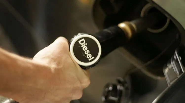 Cual es el energetico mas efectivo en Colombia Un analisis por costo riesgo y emisiones
