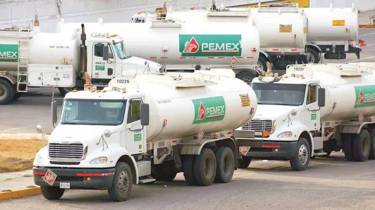 El abasto de combustibles en el Pacifico mexicano enfrenta sobrecostos y amenaza el pacto de precios
