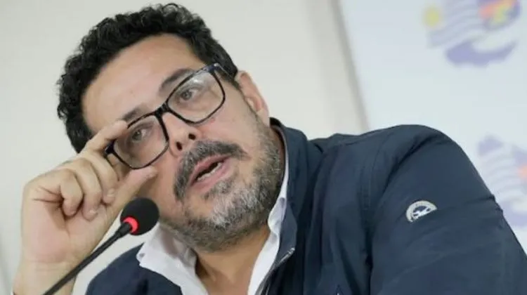 Entre la prorroga del IMESI y la ola electrica las estaciones buscan evitar el golpe al negocio